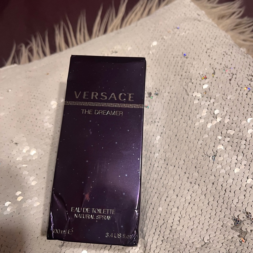 Versace dreamer